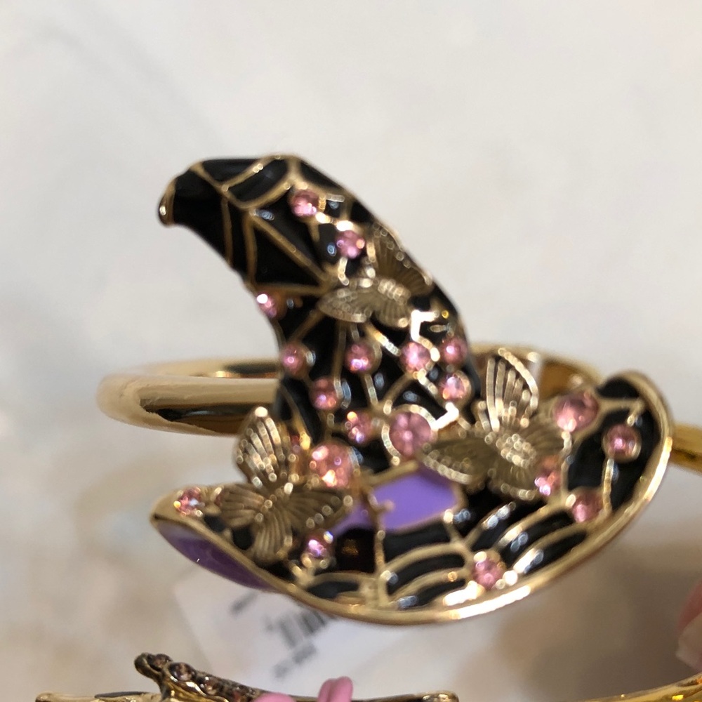 Betsey Johnson Black Witch Hat Butterfly Accents & Crystal Bypass Bangle NWT - Picture 5 of 16